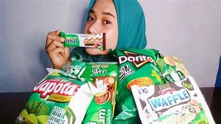 Snack Warna Hijau Neon